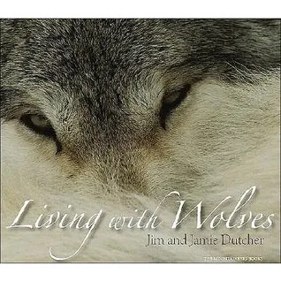 Living with Wolves [With CD-ROM]